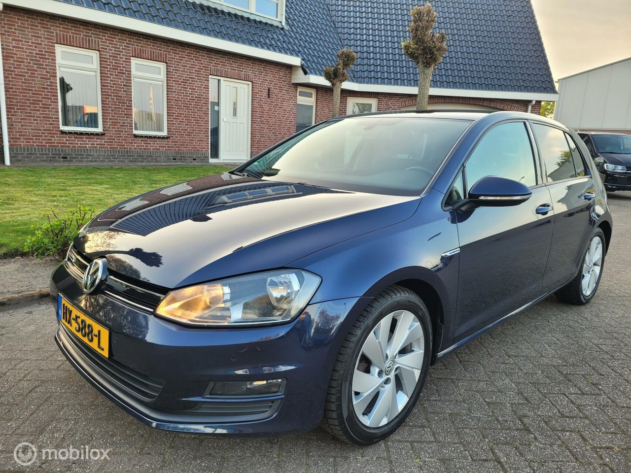 Volkswagen Golf - 1.0 TSI Comfortline 1.0 TSI Comfortline,navi, clima. - AutoWereld.nl