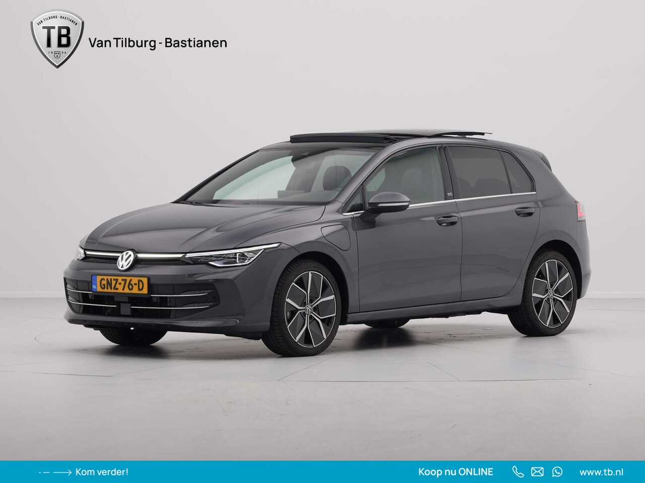 Volkswagen Golf - 1.5 eHybrid 50 Edition Panorama Stoelverwarming Camera PDC Standkachel - AutoWereld.nl