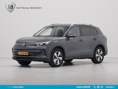 Volkswagen Tiguan - 1.5 eTSI DSG Life Edition Trekhaak Navigatie Camera Side Assist