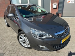 Opel Astra - 1.4 Turbo Sport / Navi / PDC / Cruise / 18 inch