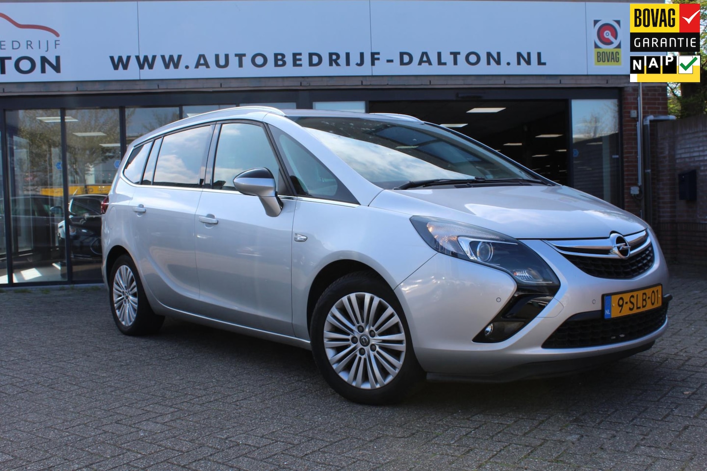 Opel Zafira Tourer - 1.4 Design Edition VOL AUTOMAAT / NAVIGATIE / AIRCO - AutoWereld.nl