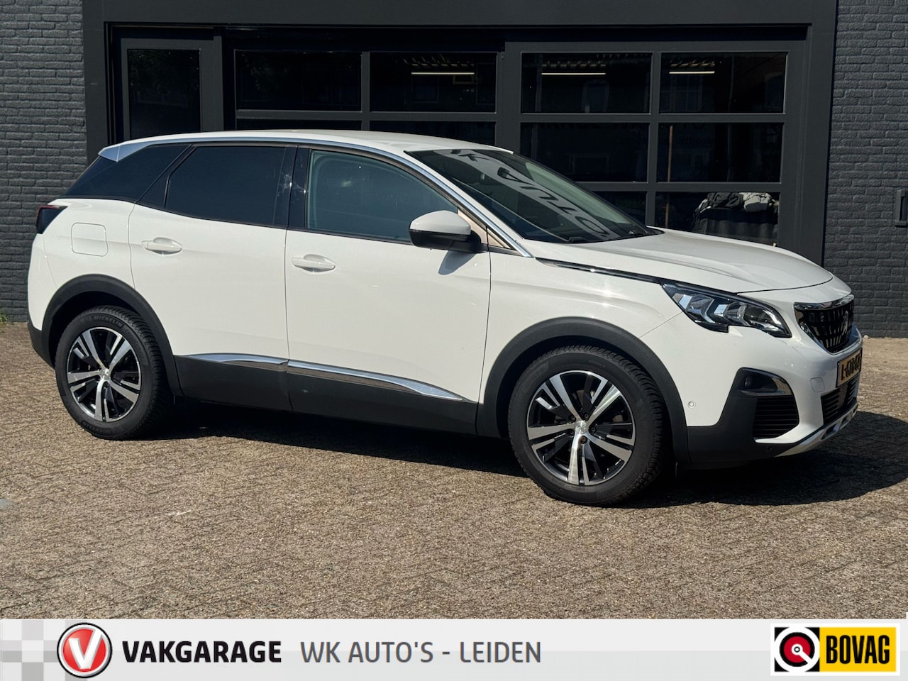 Peugeot 3008 - 1.2 PureTech Allure 1.2 PureTech Allure - AutoWereld.nl