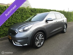 Kia Niro - 1.6 GDi Hybrid SportsLine - Navi - Leder - Trekhaak