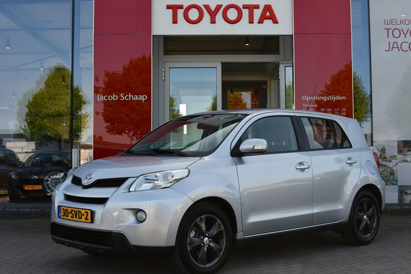 Toyota Urban Cruiser - 1.3 VVT-i Aspiration 101pk | Airco | Radio | Bluetooth | Dealer-onderhouden | - AutoWereld.nl