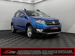 Dacia Sandero Stepway - 0.9 TCe Lauréate Airco, Navi, Parkeersensoren, Cruise control, Lichtmetalen velgen