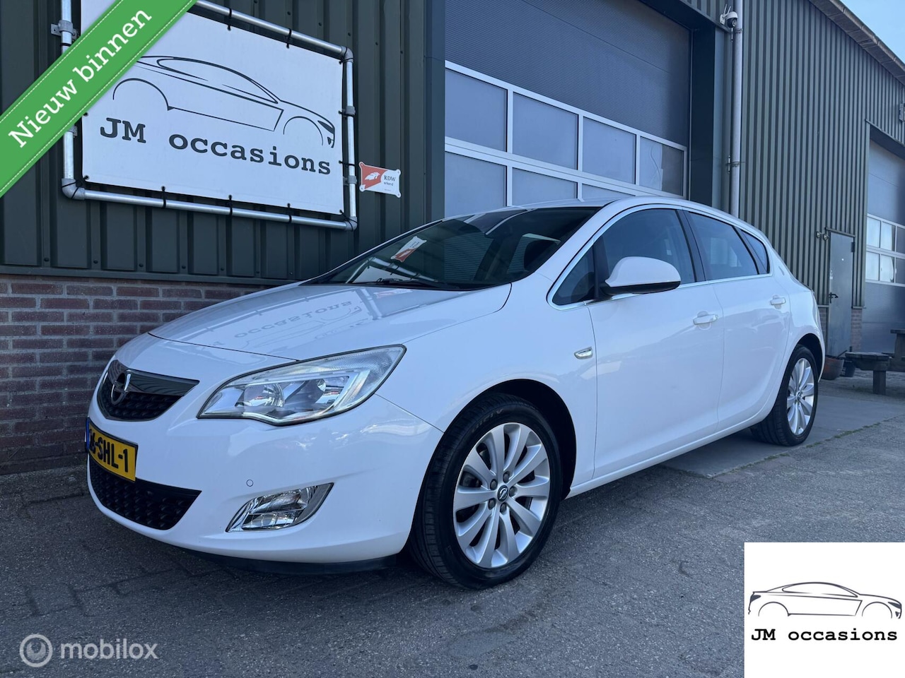 Opel Astra - 1.4 Turbo Cosmo|Clima|Navi|Cruise|Lm velgen|APK nieuw - AutoWereld.nl