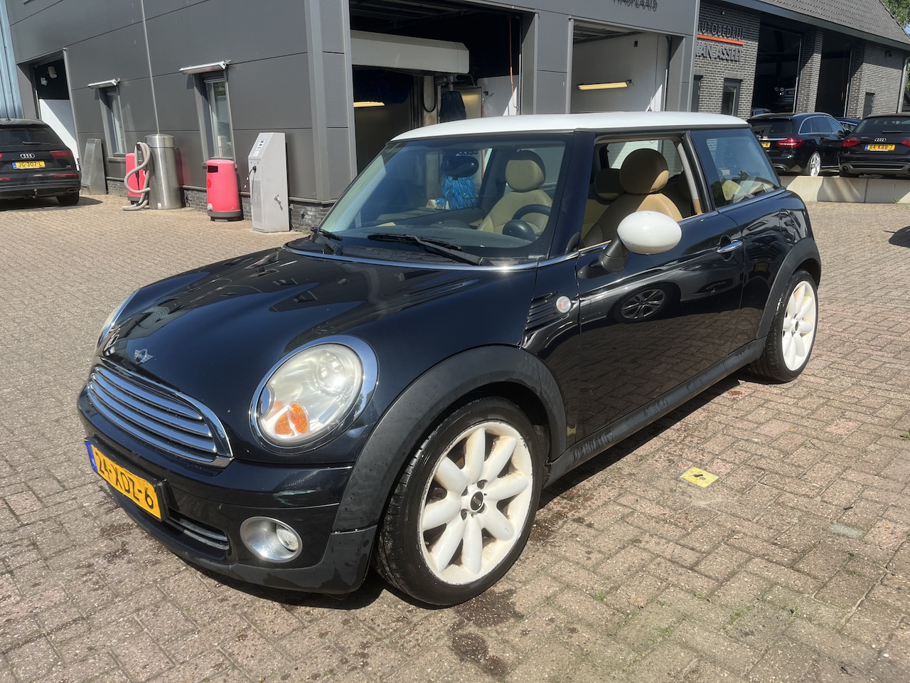 MINI Cooper - Mini 1.6 Chili Panoramadak , Leer , Clima - AutoWereld.nl