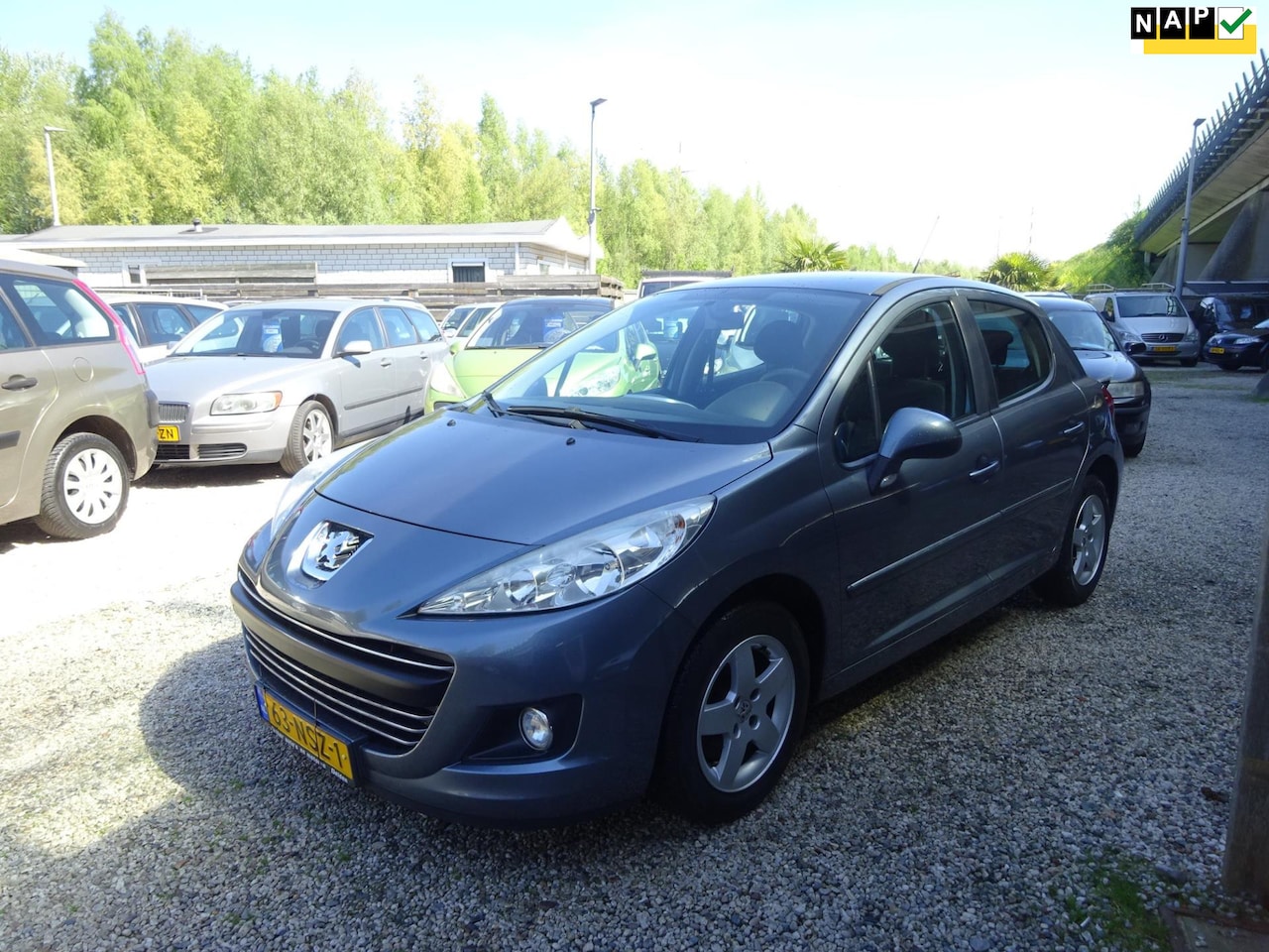 Peugeot 207 - 1.4 VTi Style 1.4 VTi Style, Airco, Cruise control, Trekhaak - AutoWereld.nl