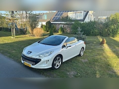 Peugeot 308 CC - 1.6 THP Feline Automaat 217.000 Dkm Cabrio Wit 2011