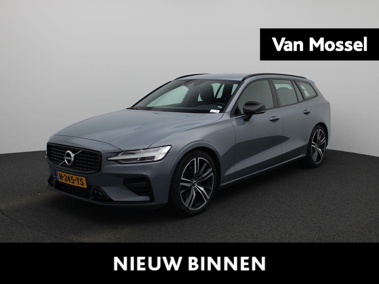 Volvo V60 - 2.0 B3 R-Design | LEDER INTERIEUR | ACHTERUITRIJCAMERA | NAVIGATIE | CLIMATE CONTROL | PAR - AutoWereld.nl