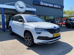 Skoda Karoq - 1.5 TSI 150pk Sportline Business met 19", Trekhaak en Camera