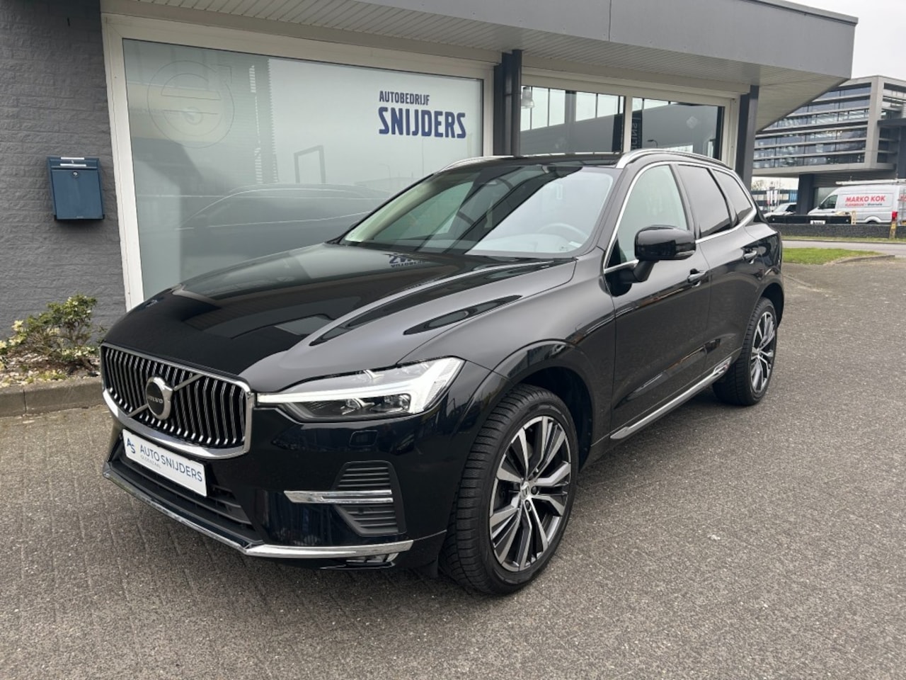 Volvo XC60 - B4 211PK Inscription Business Geatronic - AutoWereld.nl
