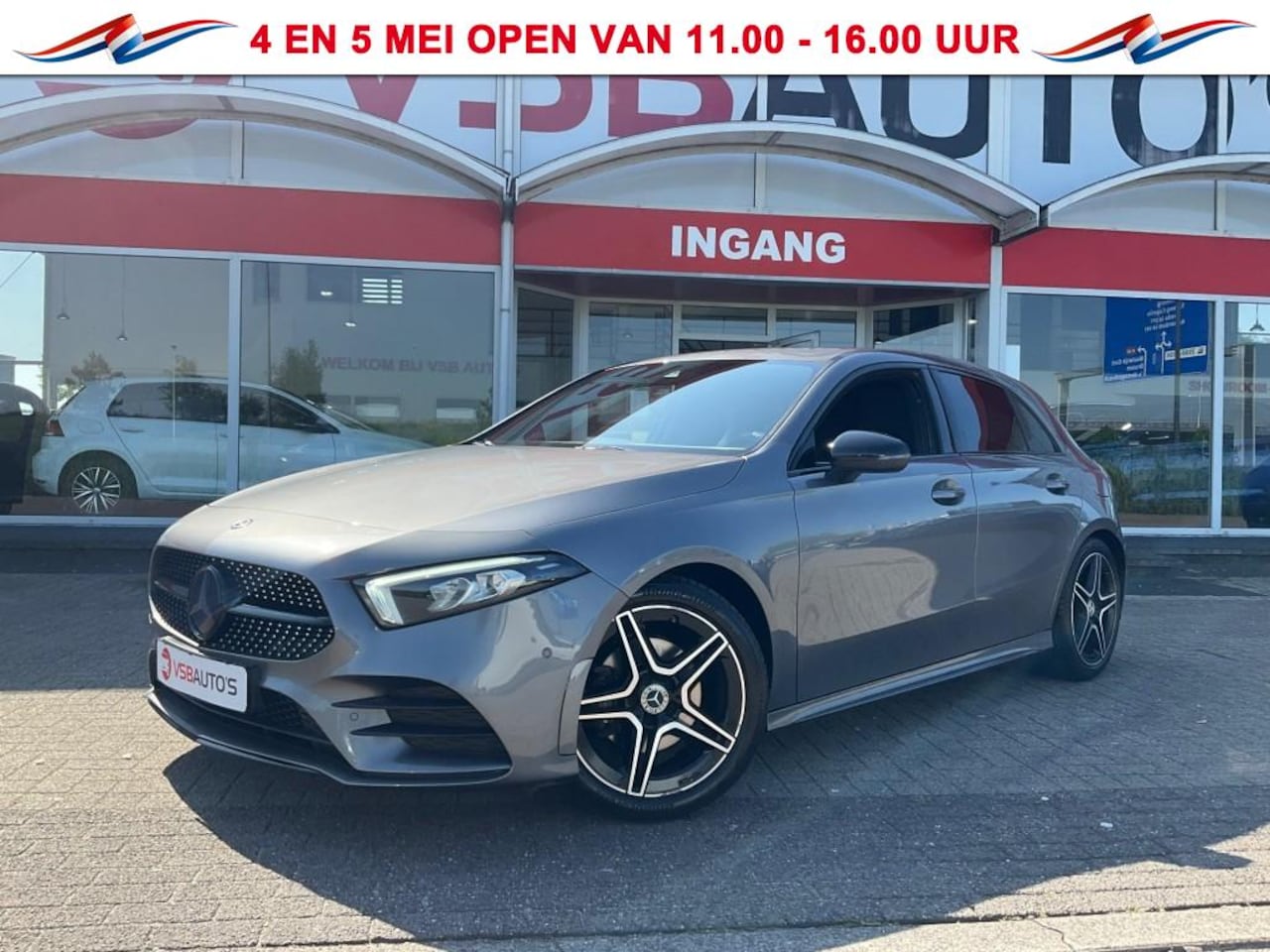 Mercedes-Benz A-klasse - A180 136PK AUT. AMG-PAKKET SFEERVERLICHTING NAVI CAMERA AIRCO LM - AutoWereld.nl
