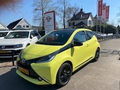 Toyota Aygo - 1.0 VVT-I X-CITE AUTOMAAT / NAVI / CAMERA / LED / DAB / AIRCO