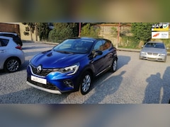 Renault Captur - 1.3 TCe 130 Intens trekhaak, zwart dak, deels leder, navi