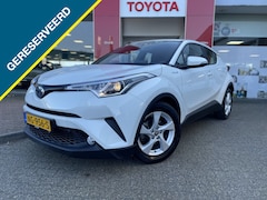 Toyota C-HR - 1.8 Hybrid Dynamic | Trekhaak | Keyless entry + start | DAB
