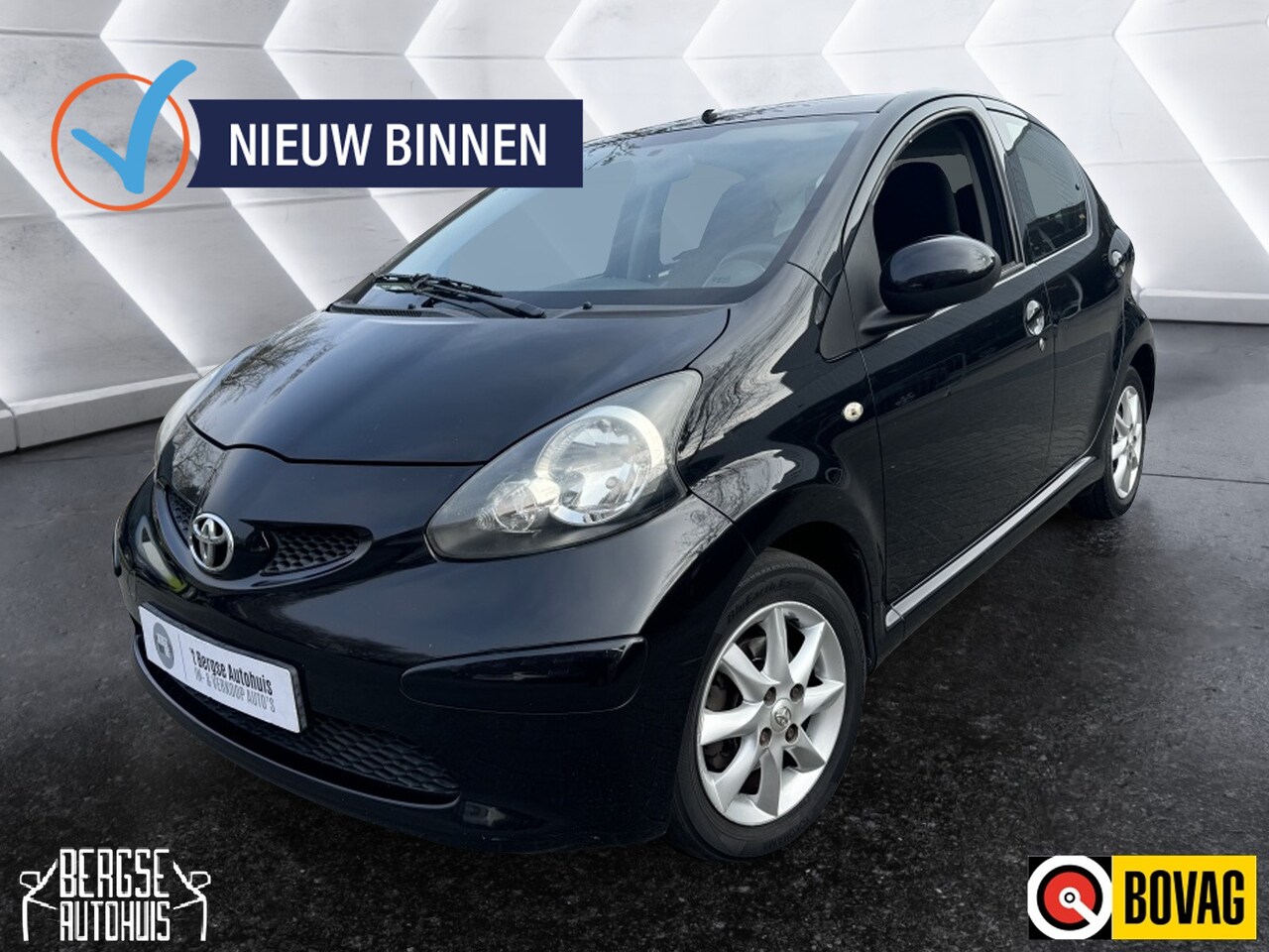 Toyota Aygo - 1.0 12V + Airco Elek. Ramen Aux Nap Lmv - AutoWereld.nl