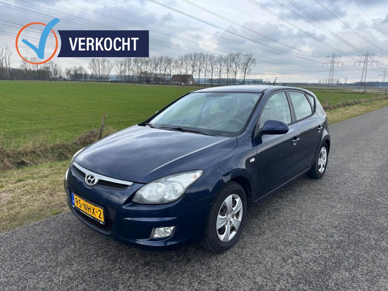 Hyundai i30 - 1.6i Dynamic AIRCO | ONDERHOUDSBOEKJE ! - AutoWereld.nl