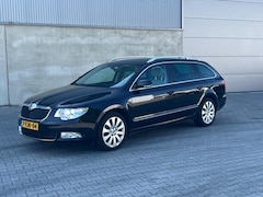 Skoda Superb Combi - 1.8 TSI Elegance Business Line XENON+CREME LEDER+GROOT NAVIGATIE+CRUISE+PDC+CLIMATE AIRCO+