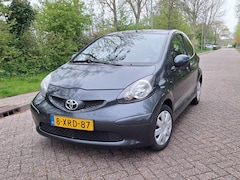 Toyota Aygo - 1.0-12V +