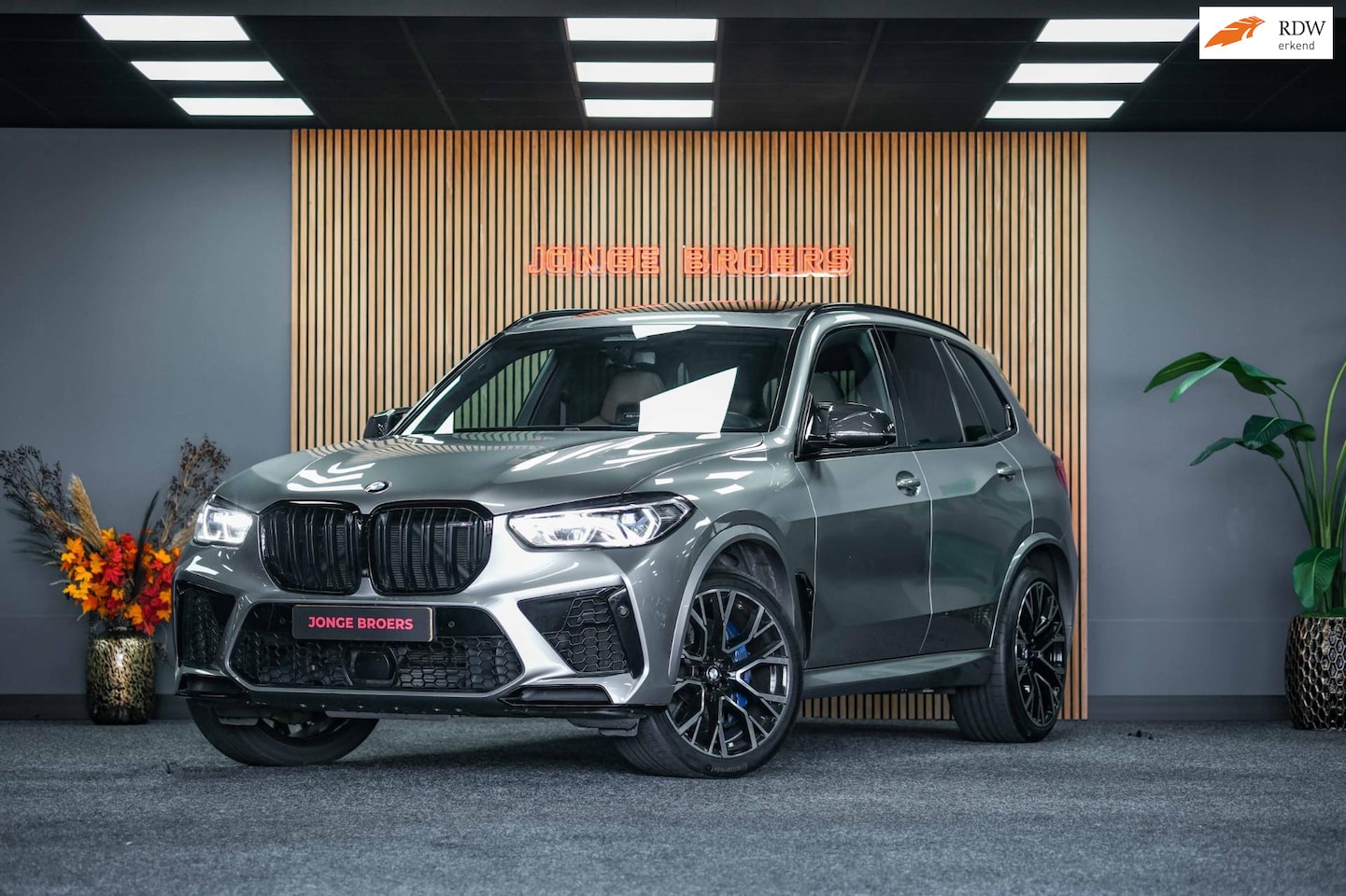 BMW X5 - M Competition |1e eig|Laser|B&W|BTW|Softclose - AutoWereld.nl