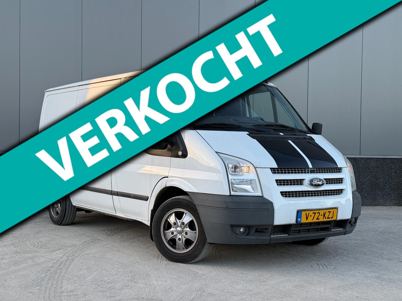 Ford Transit - 260S 2.2 TDCI Ambiente SHD Airco, Euro 5, Cruise! - AutoWereld.nl