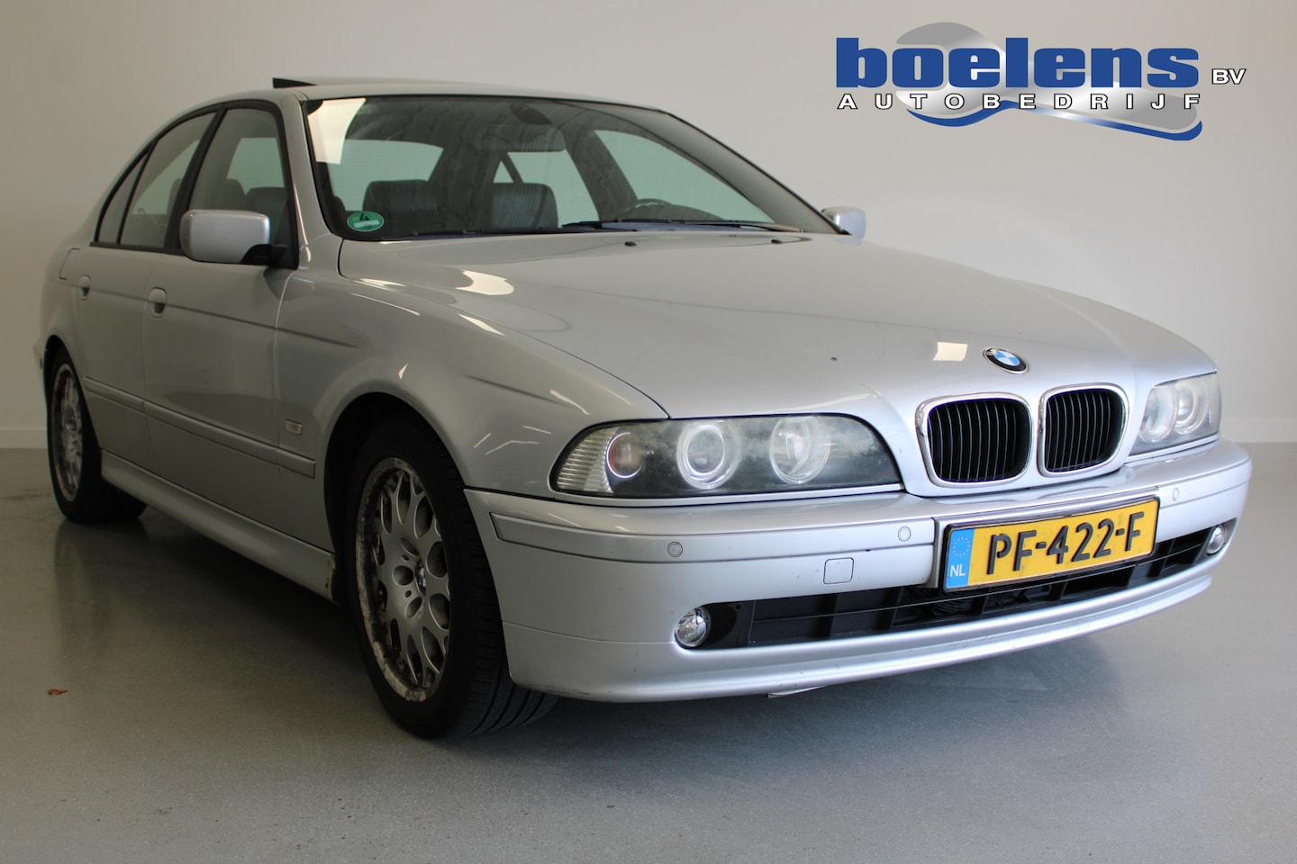 BMW 5-serie - 520i Lifestyle Edition | APK: 06-2026 | AIRCO | STOEL-VERW | CRUISE | PDC-V/A | TREKHAAK | - AutoWereld.nl