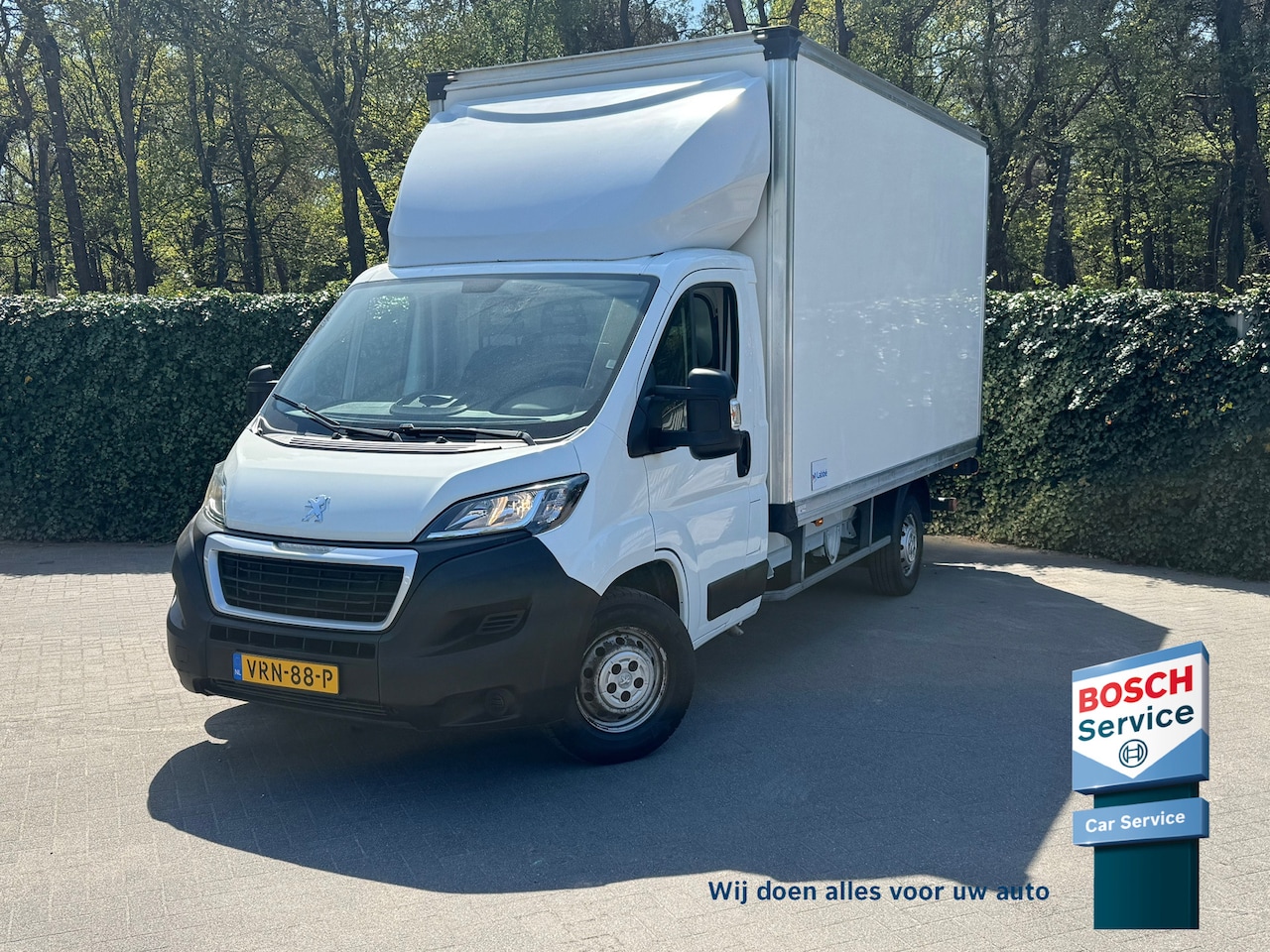 Peugeot Boxer - 335 2.0 BlueHDI L3H2 Pro Bakwagen | Laadklep | Airco - AutoWereld.nl