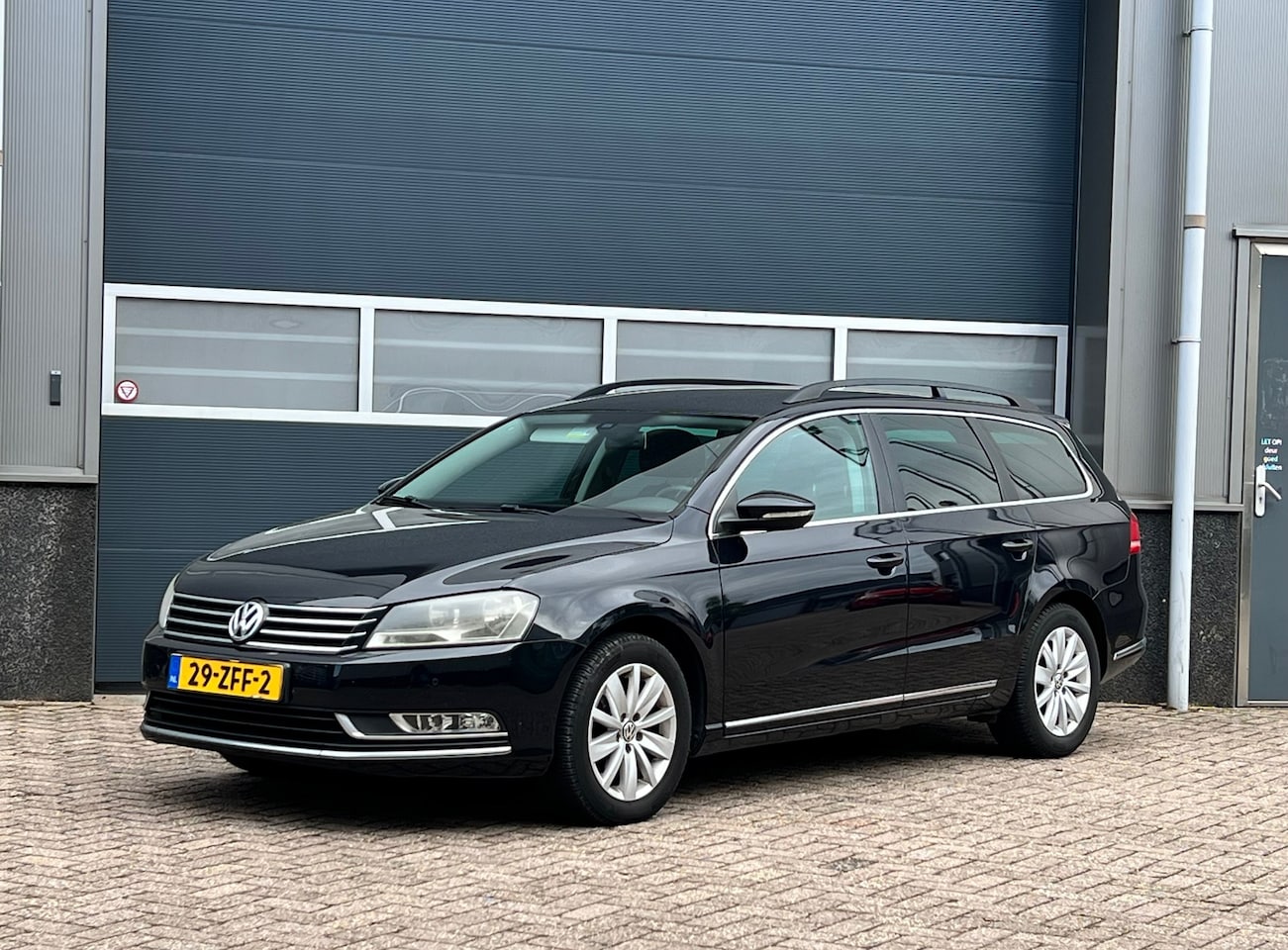 Volkswagen Passat Variant - 1.6 TDI Highline BlueMotion bj.2012 Navi|Trekhaak|Cc. - AutoWereld.nl