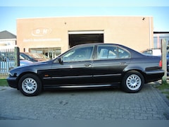 BMW 5-serie - 520i Executive automaat inruil mogelijk