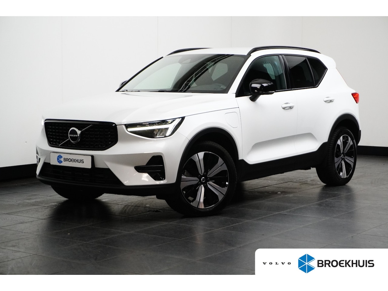 Volvo XC40 - Volvo 1.5 T5 Recharge Inscription | Blis | Elektrisch bedienbare stoel | Stoel + Stuurverw - AutoWereld.nl