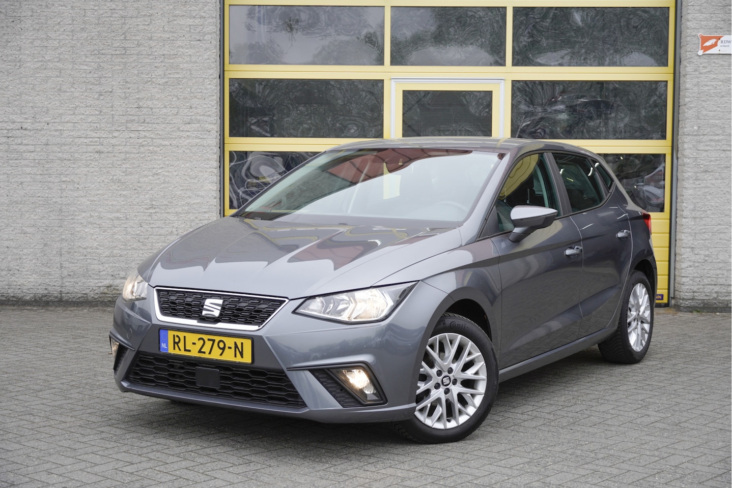 Seat Ibiza - 1.0 TSI 5drs Style BJ2018 Lmv 16" | Led | Pdc | Navi | App-Connect | Climate control | Cru - AutoWereld.nl