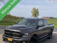 Dodge Ram 1500 - 4X4 5.7 V8 4x4 Quad Cab 6'4 Sport