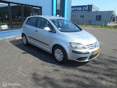 Volkswagen Golf - 1.6 FSI Turijn Geringe Km stand Automaat