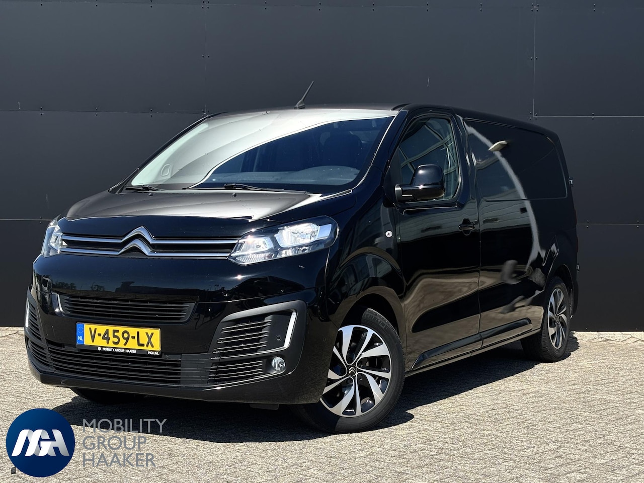 Citroën Jumpy - 2.0 BlueHDI 180 Business M S&S I Automaat I Apple-Android I Parkeercamera - AutoWereld.nl