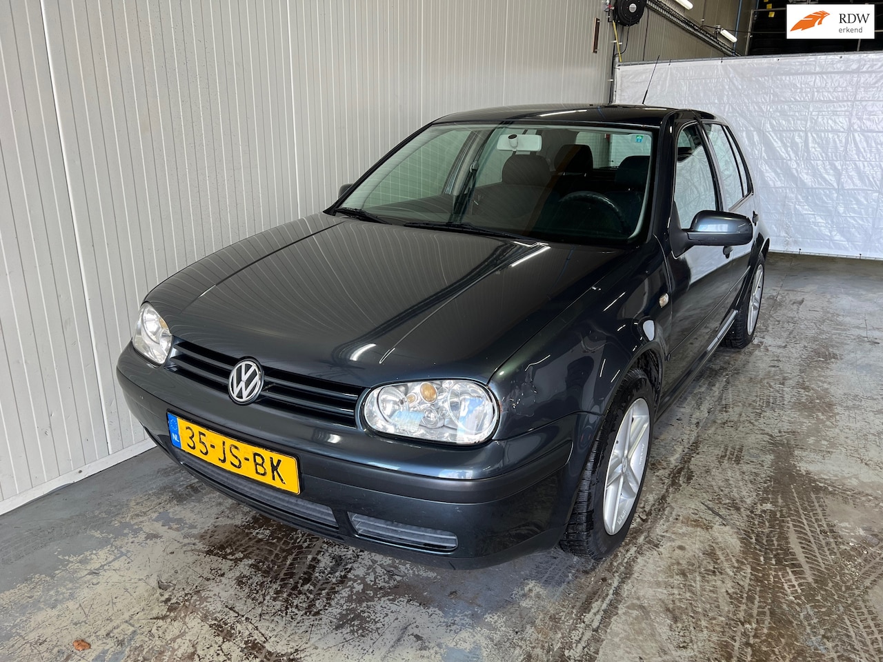 Volkswagen Golf - 1.6-16V 5DRS Navi Lichtmetaal - AutoWereld.nl