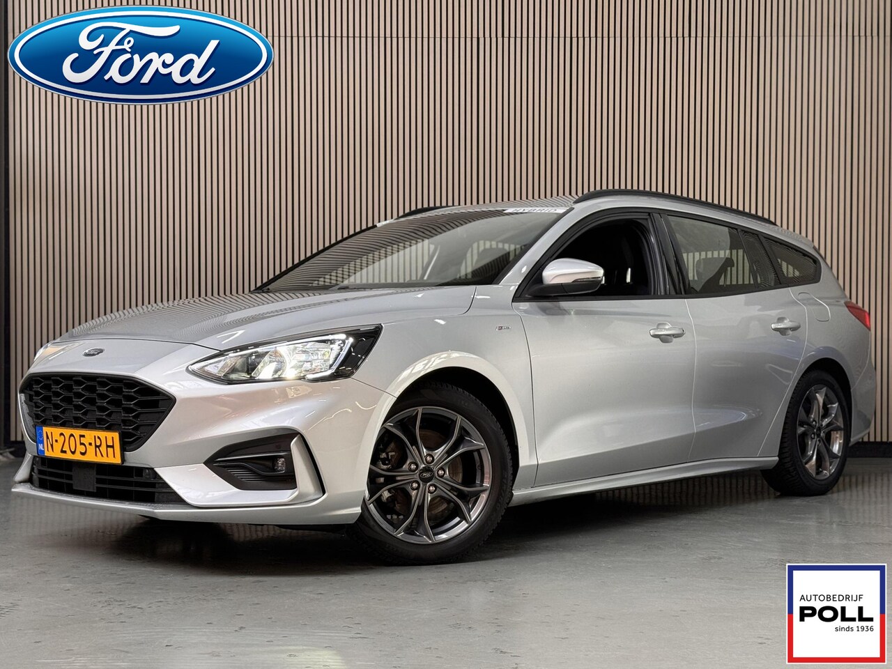 Ford Focus Wagon - 1.0 EcoB Hybrid ST Line Navi B&O Camera Winter Adapt Cruise AGR Stoel Wagon Dealeronderhou - AutoWereld.nl