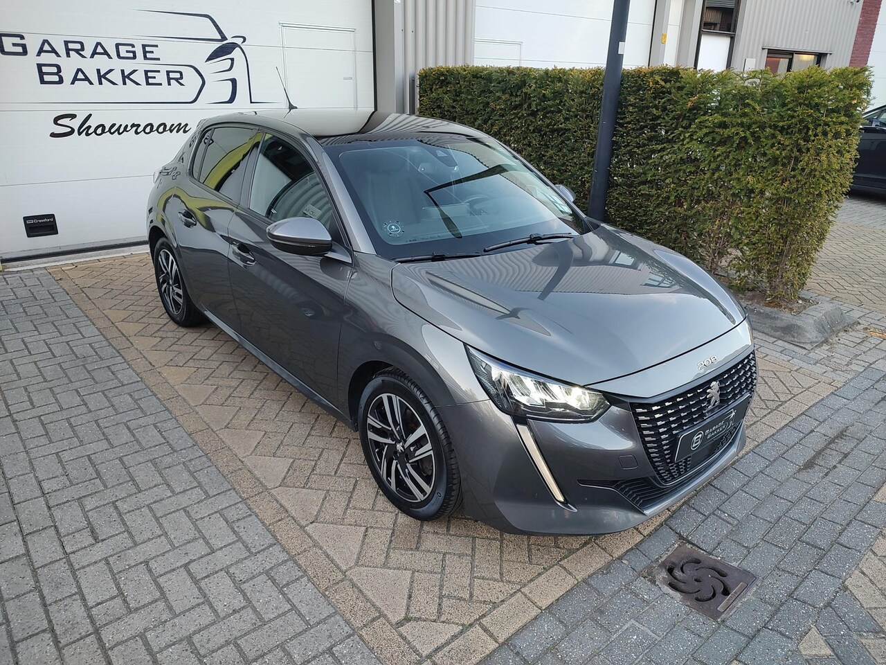 Peugeot 208 - 1.2 PureTech Allure 1.2 PureTech Allure - AutoWereld.nl