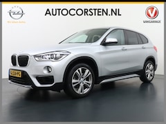 BMW X1 - sDrive18i High Executive Sport line Trekhaak Stoelverwarming Navi Ecc Cruise control Pdc L