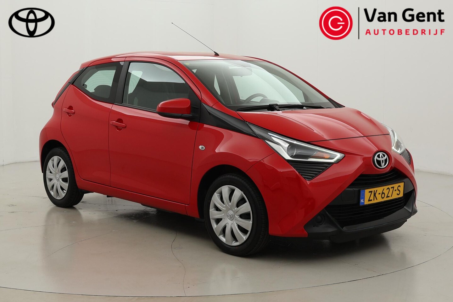 Toyota Aygo - 1.0 VVT-i x-play limited | Apple Carplay / Android Auto | Airco | Camera | Bluetooth - AutoWereld.nl