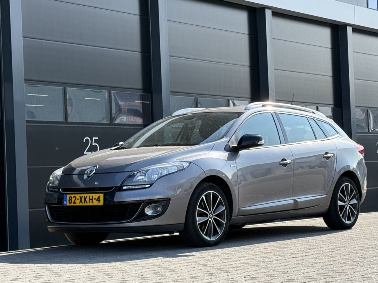 Renault Mégane - 1.5 dCi Bose Camera Navi Clima - AutoWereld.nl