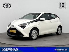 Toyota Aygo - 1.0 VVT-i X-Nav | Navigatie | NL-Auto | Parkeercamera |