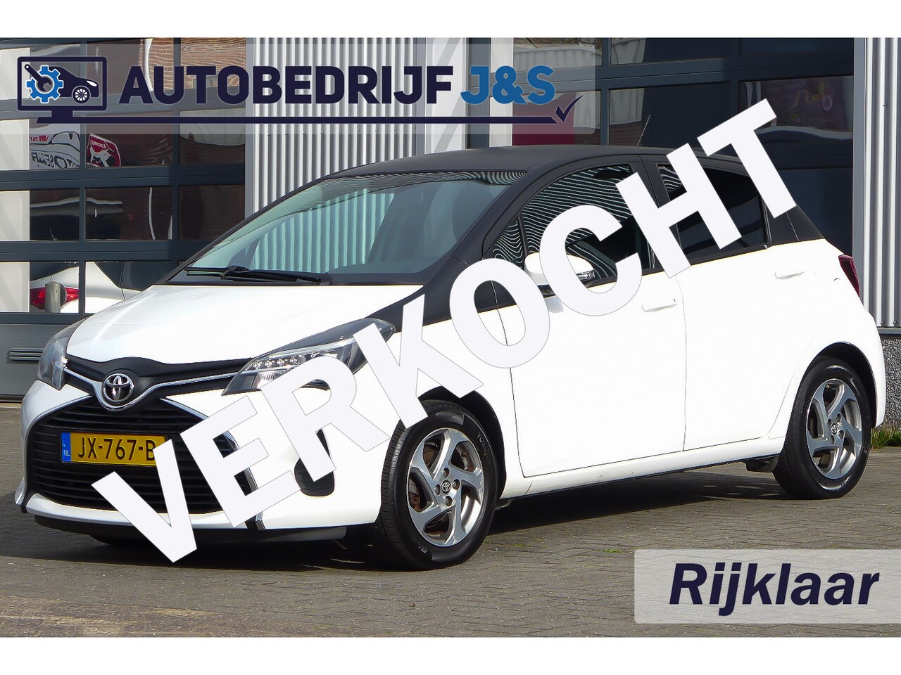 Toyota Yaris - 1.3 VVT-i Aspiration Bi-Tone Rijklaarprijs! | 12 Maanden Garantie | Onderhoudsbeurt | Nieu - AutoWereld.nl