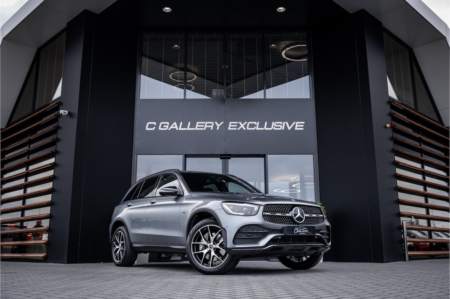 Mercedes-Benz GLC-klasse - 300e 4MATIC Business Solution AMG - AMG Line | Panorama | ACC | Memory | Keyless - AutoWereld.nl