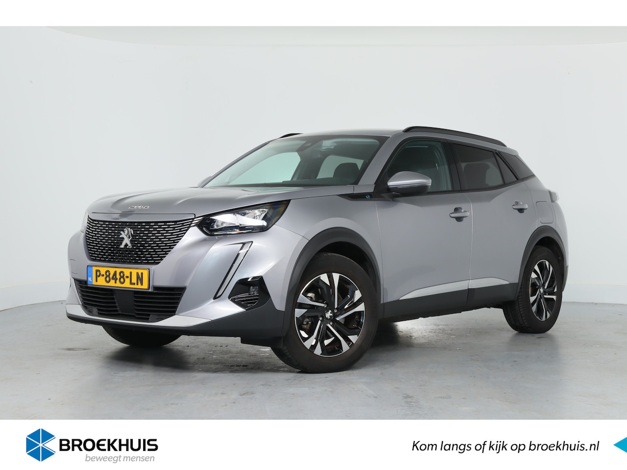 Peugeot e-2008 - EV Allure 50 kWh | Camera | Keyless | Led | Climate Control | Navigatie | Apple Carplay & - AutoWereld.nl