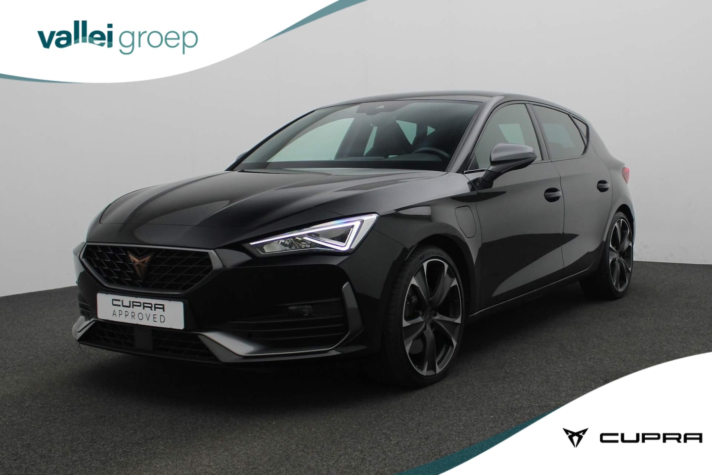 CUPRA Leon - 1.4 e-Hybrid VZ 245 pk DSG | Adaptief sportonderstel | Navigatie | Stuurwiel verwarmd | Ke - AutoWereld.nl