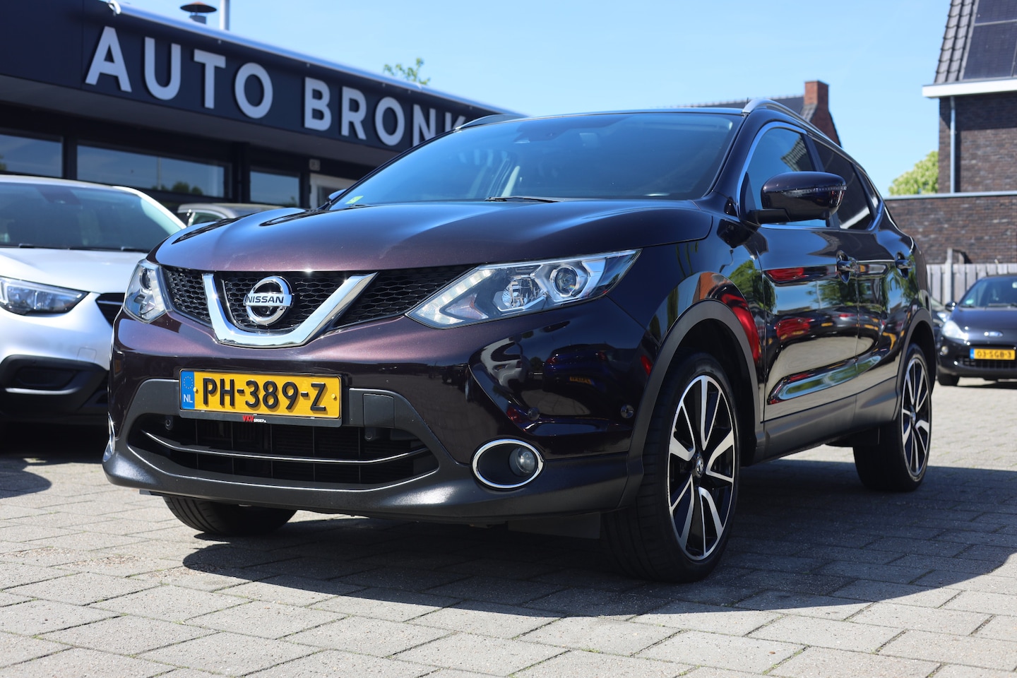 Nissan Qashqai - 1.2 TEKNA | CAMERA | PANO | LEDER | 1e EIG! - AutoWereld.nl