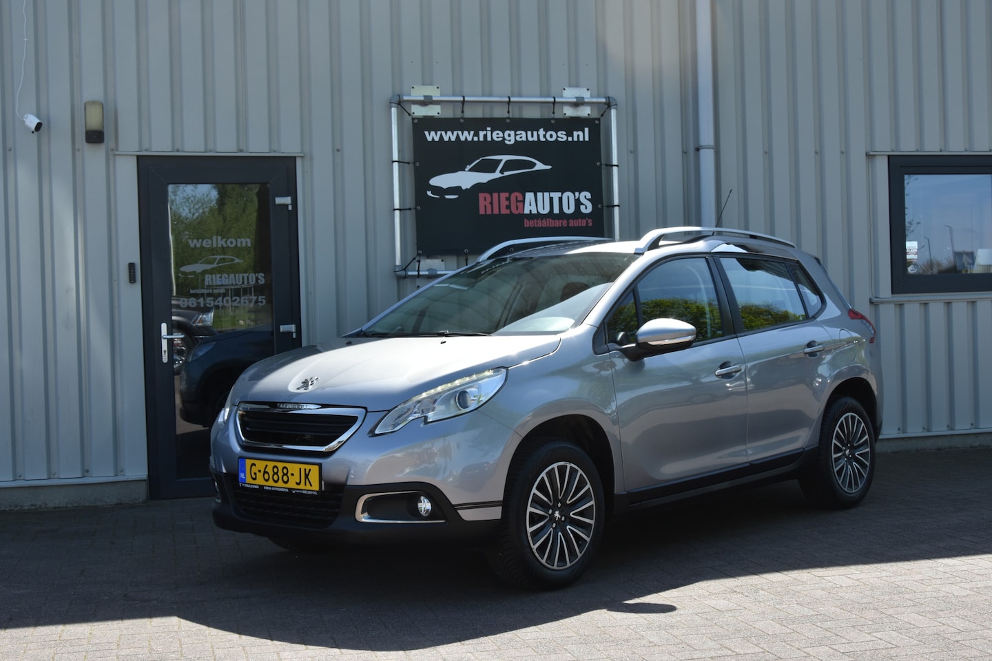 Peugeot 2008 - 1.2 82 PK Allure. Stoelverwarming, Airco. Cruise, PDC, Trekhaak!! - AutoWereld.nl
