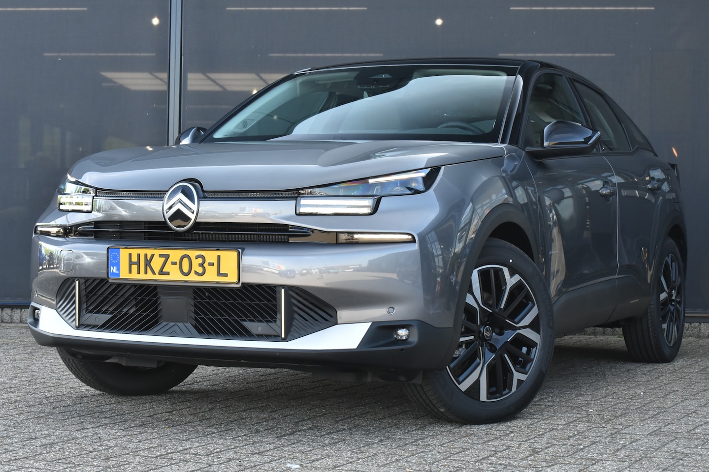 Citroën Ë-C4 - Citroen Business 156pk Extended range 54 kWh 3 Fase DEMO-DEAL! | Leder | Stoel/Stuurverwar - AutoWereld.nl