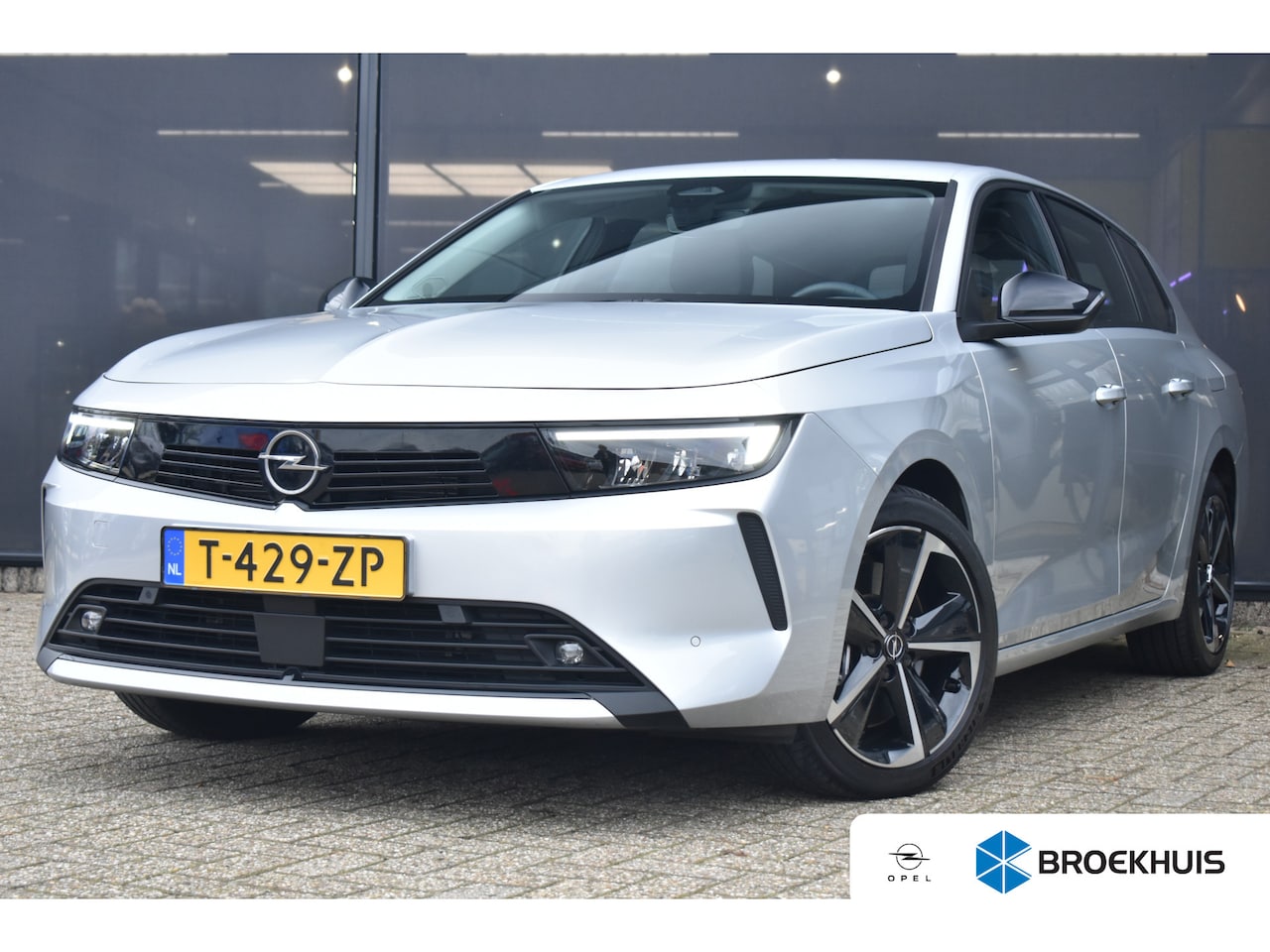 Opel Astra Sports Tourer - Opel 1.6 Turbo Plug-In Hybrid 180pk Automaat DEMO-DEAL! | Navigatie by App | Parkeersensor - AutoWereld.nl